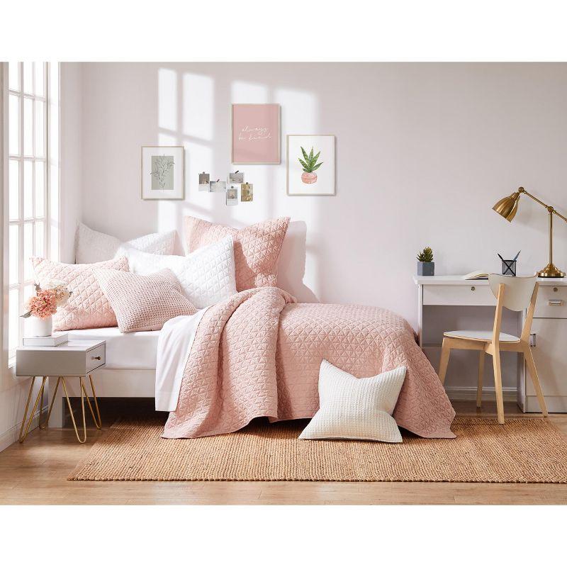 Blush Twin Reversible Microfiber Quilt Set