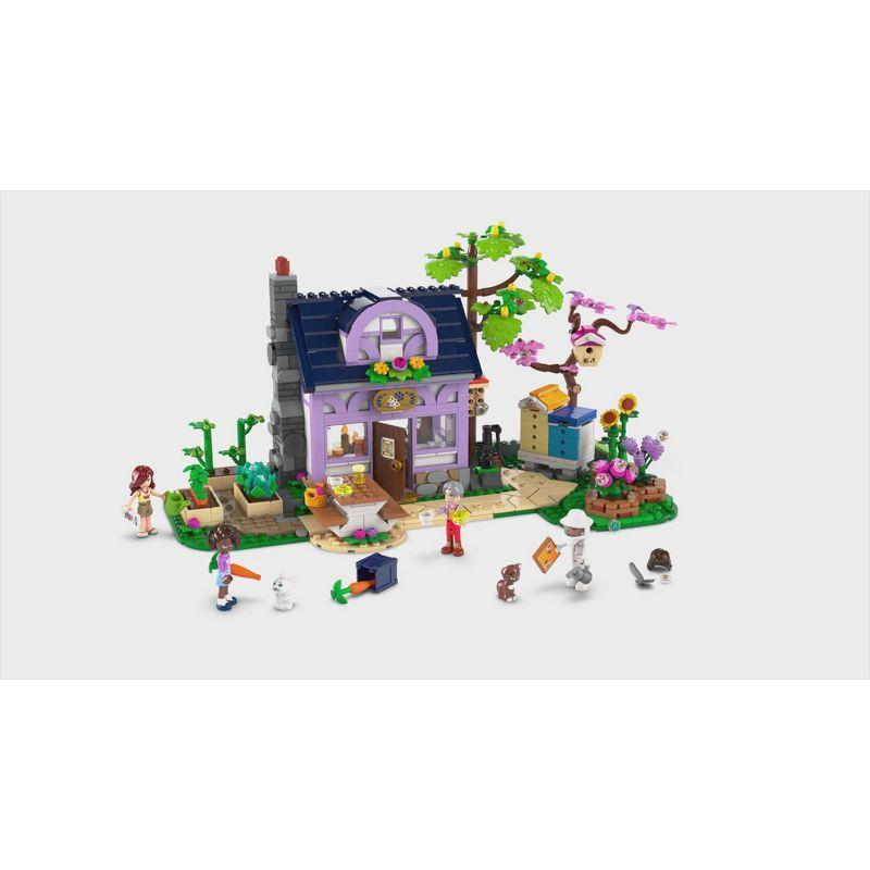 LEGO Friends Beekeepers' House and Flower Garden Building Kit 42669