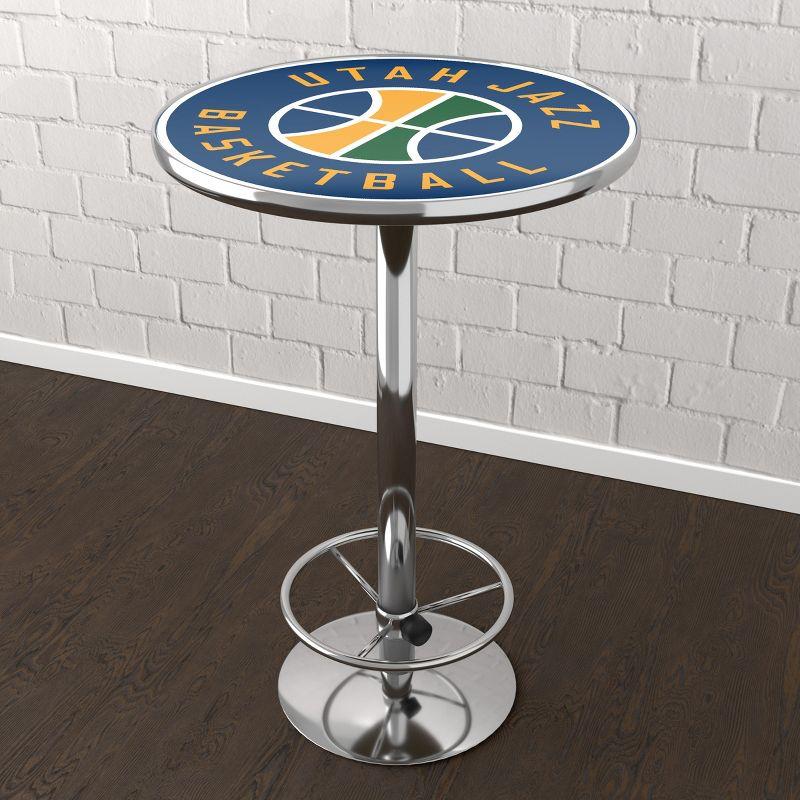 Round Dining Table