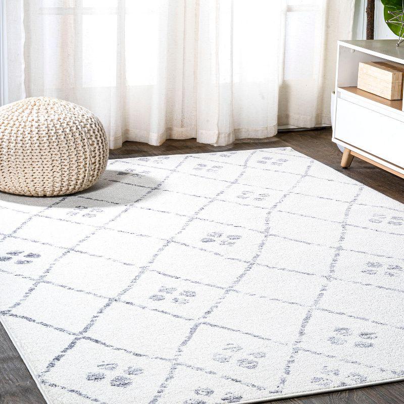 Ivory Geometric Diamond Synthetic Area Rug - Easy Care 3x5