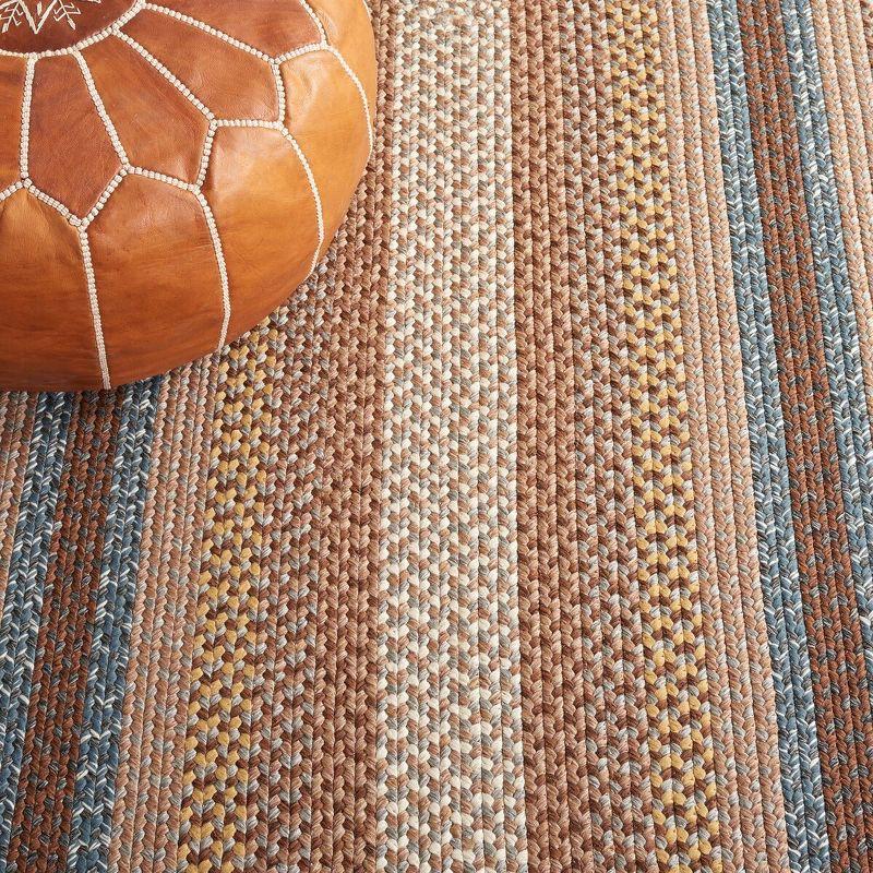 Handwoven Brown/Multi Synthetic 4' x 6' Reversible Braided Rug