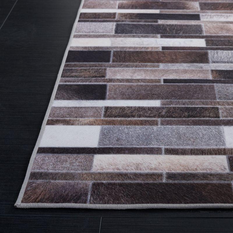Faux Hide FAH542 Power Loomed Machine Washable Area Rug - Ivory/Grey - 3'x5' - Safavieh.