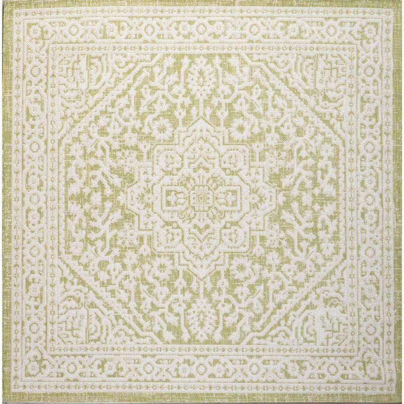 Sinjuri Green/Cream Medallion Textured 5' Square Indoor/Outdoor Rug