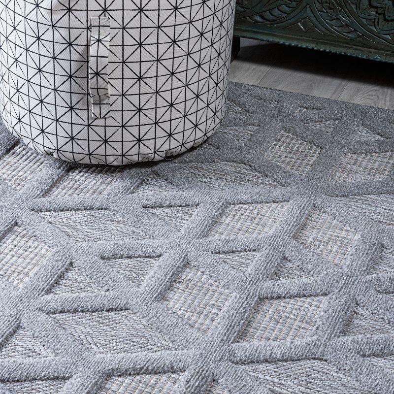 5'x8' Talaia Neutral Geometric Indoor/Outdoor Area Rug, Light Gray - JONATHAN Y