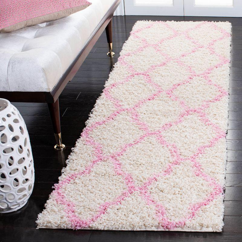 Dallas Shag SGD257 Power Loomed Runner Rug - Ivory/Light Pink - 2'3"x10' - Safavieh.