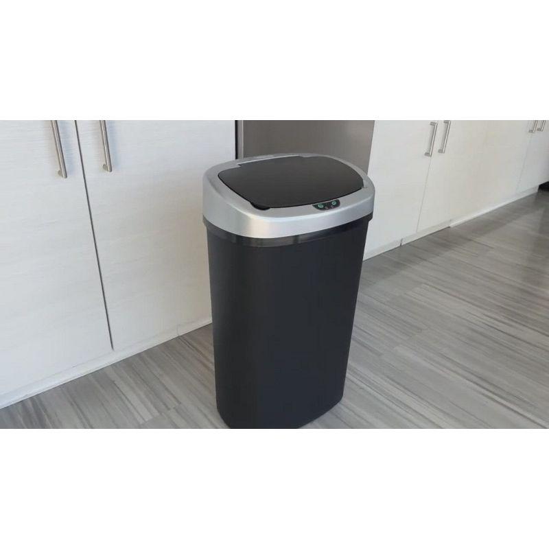 iTouchless 13 Gallon Black Plastic Oval Sensor Kitchen Trash Can with Lid and Odor Filter