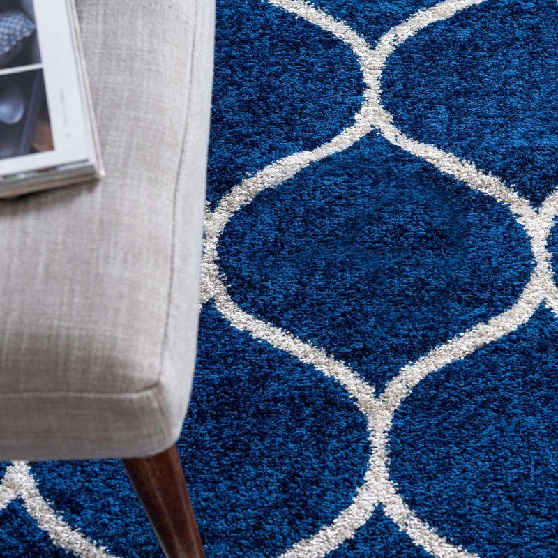 Unique Loom 5' 0 x 5' 0 Trellis Frieze Rounded Navy Blue Area Rug