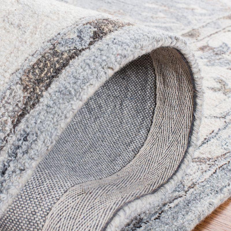 Suzani SZN331 Hand Tufted Area Rug - Grey/Ivory - 6'x9' - Safavieh.