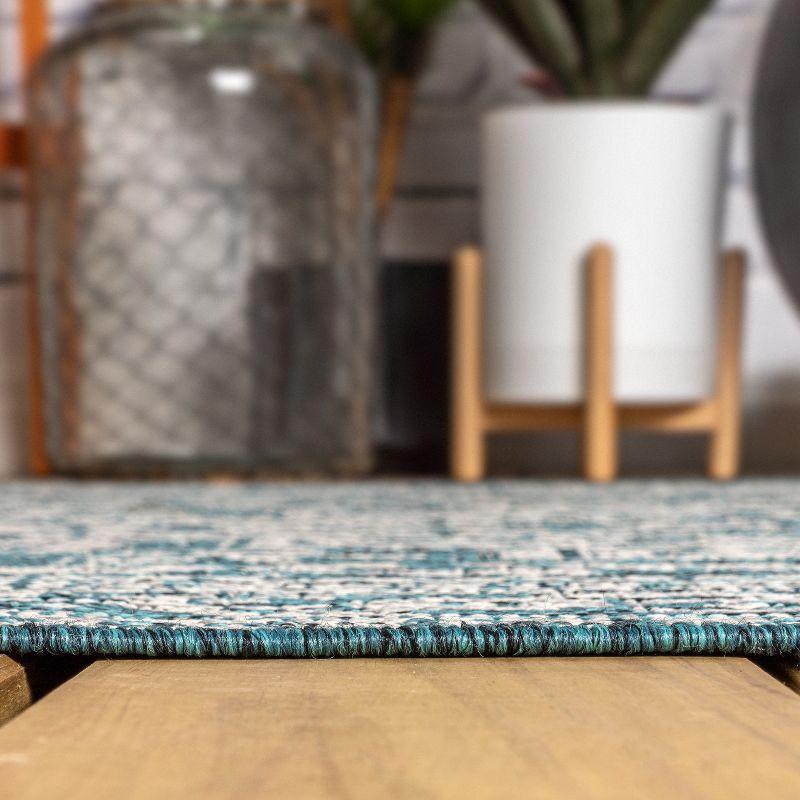 4'x6' Sinjuri Medallion Textured Weave Indoor/Outdoor Area Rug,  Teal Blue/Gray - JONATHAN Y