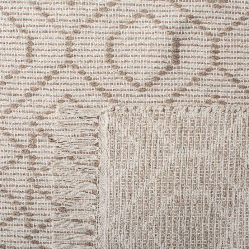 Montauk MTK652 Hand Loomed Indoor Rug - Safavieh