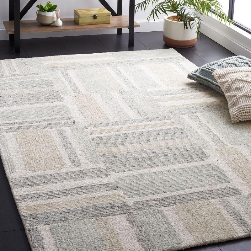 Ivory and Gray Hand-Tufted Wool 6' x 9' Area Rug