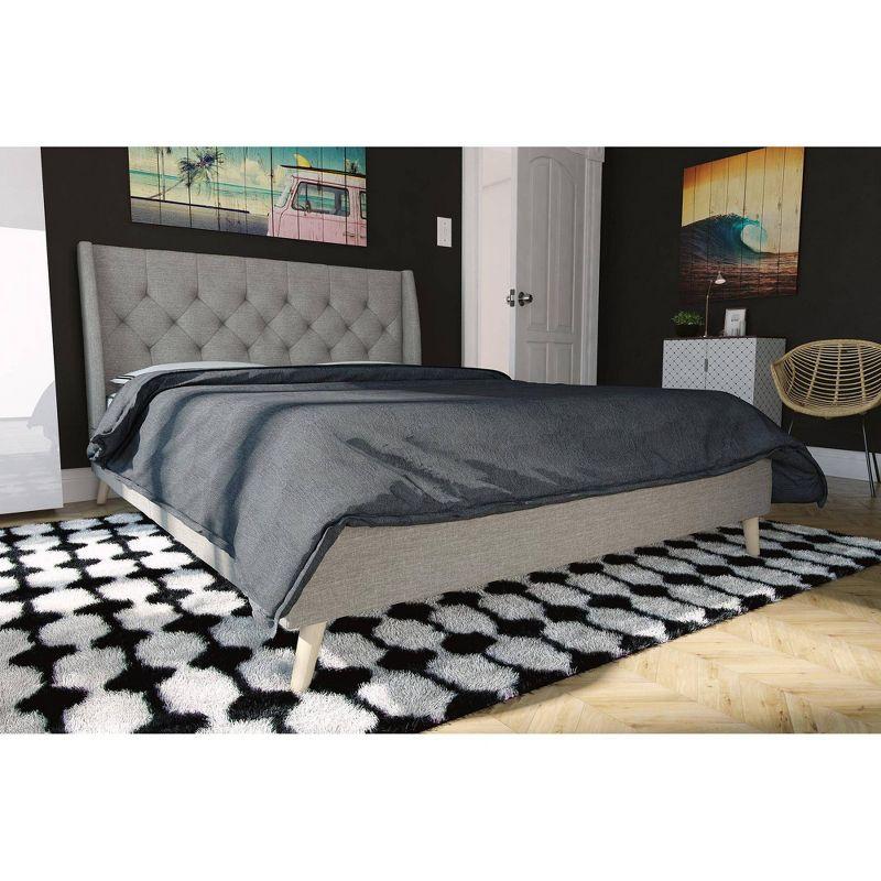 Gray Linen Tufted Upholstered Queen Bed with Wood Frame