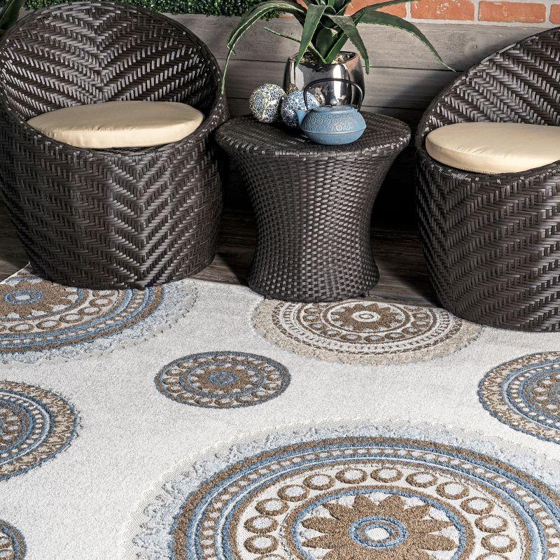 Nuloom Andi Geometric 5x8 Indoor/Outdoor Area Rug for Living Room Patio Deck Front Porch Kitchen, Beige/Brown