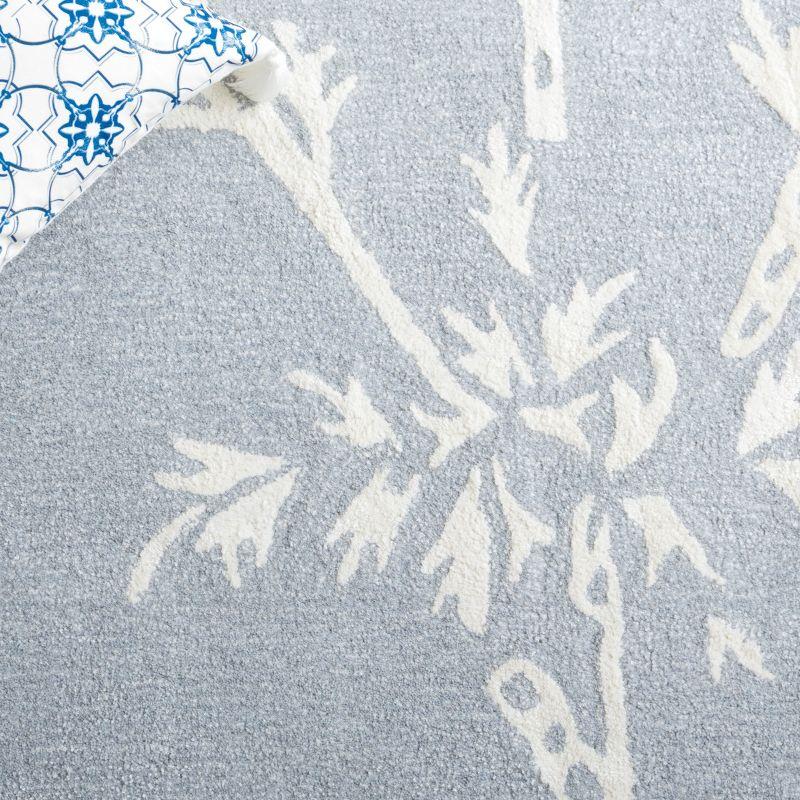 Bella BEL131 Hand Tufted Accent Rug - Light Blue/Ivory - 2'6"x4' - Safavieh.