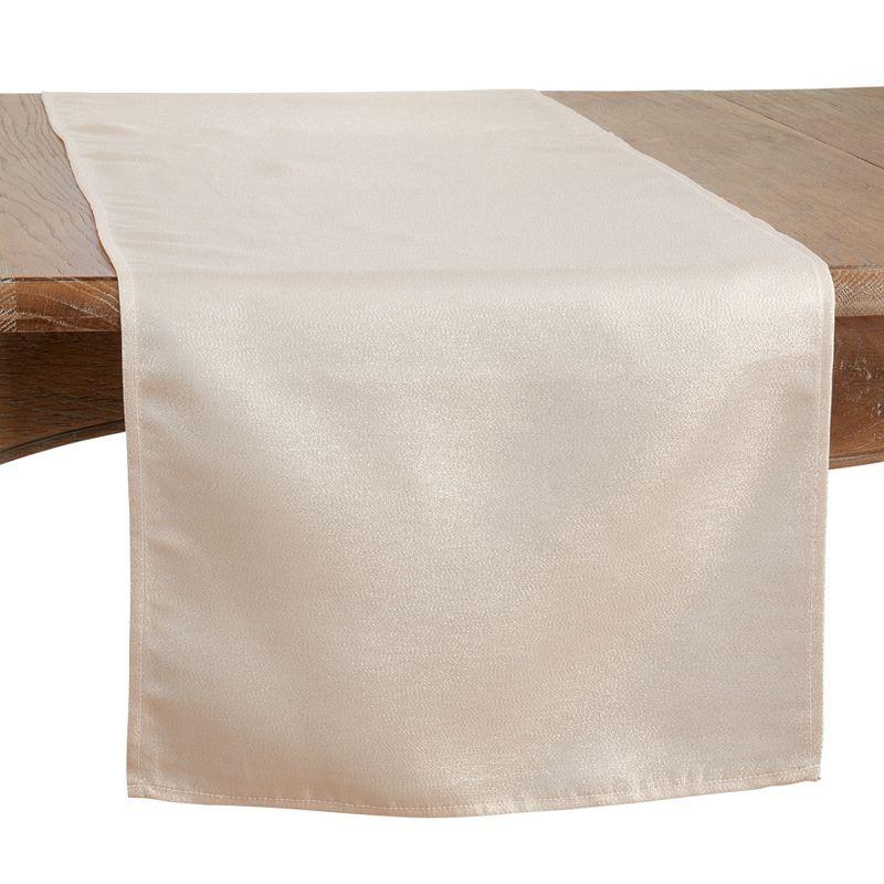 Saro Lifestyle Dining Table Runner With Shimmering Design