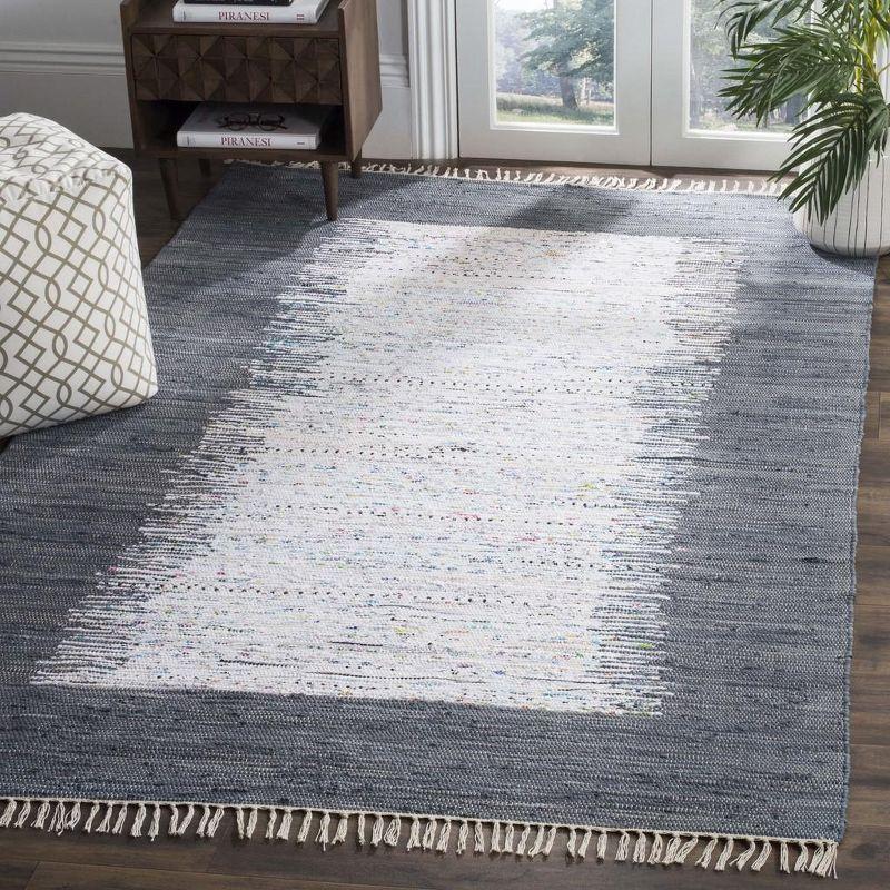 Coastal Charm Gray Hand-Woven Cotton Area Rug - 5' x 8'