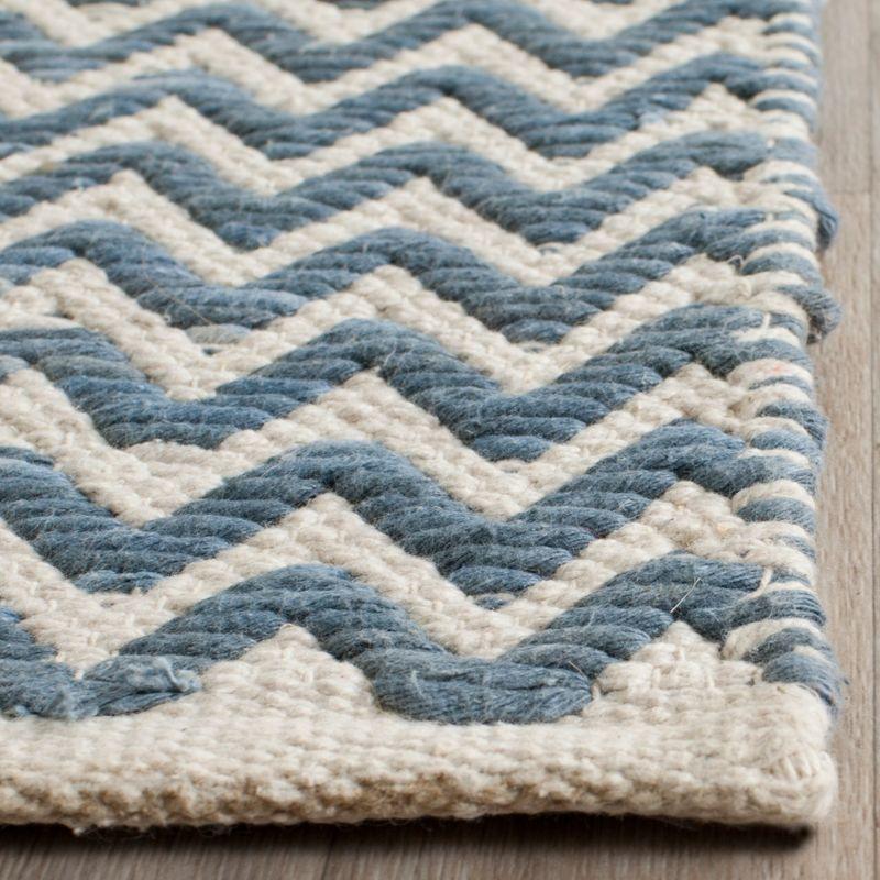 Cotton Kilim KLC121 Hand Woven Area Rug - Blue/Ivory - 4'x6' - Safavieh
