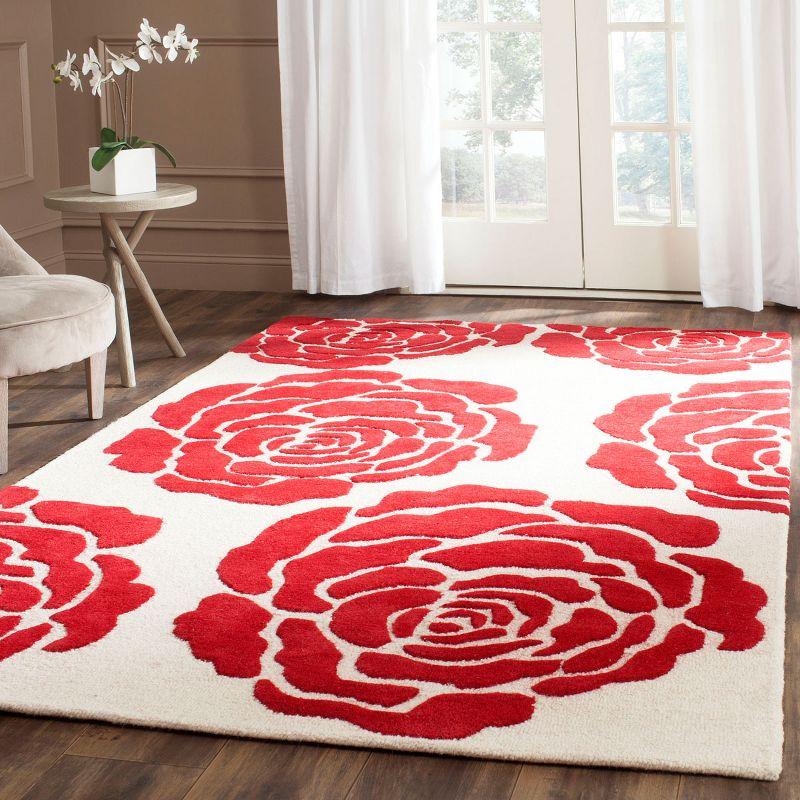 Ivory and Red Floral Hand-Tufted Wool 4' x 6' Area Rug