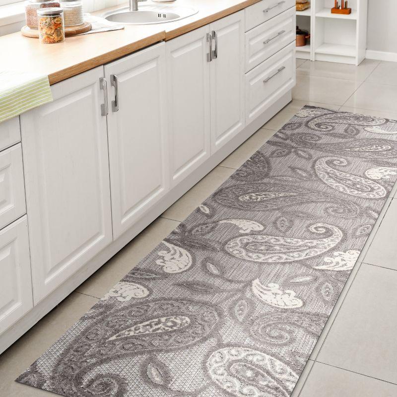 2'x10' Julien Paisley High-Low Indoor/Outdoor Area Rug, Light Gray - JONATHAN Y