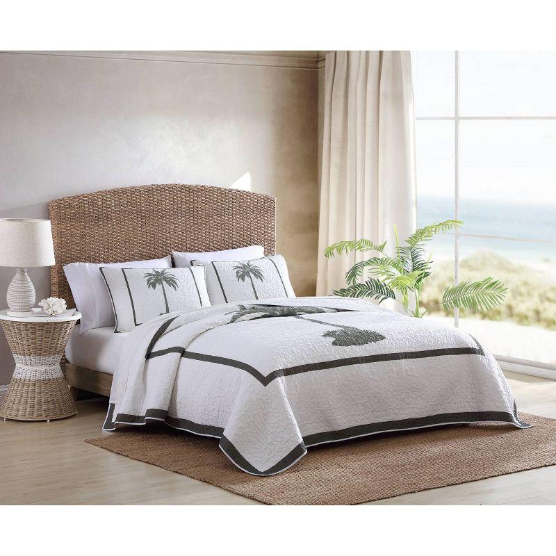 Palm Island King-Sized White Cotton Reversible Quilt Set