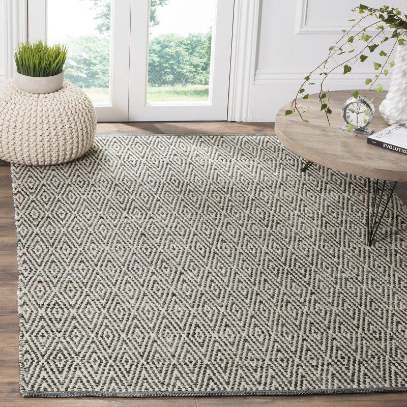 Montauk MTK414 Hand Woven Area Rug  - Safavieh