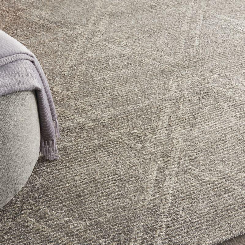 Venosa Grey/Ivory 8' x 10' Hand-Tufted Rectangular Area Rug