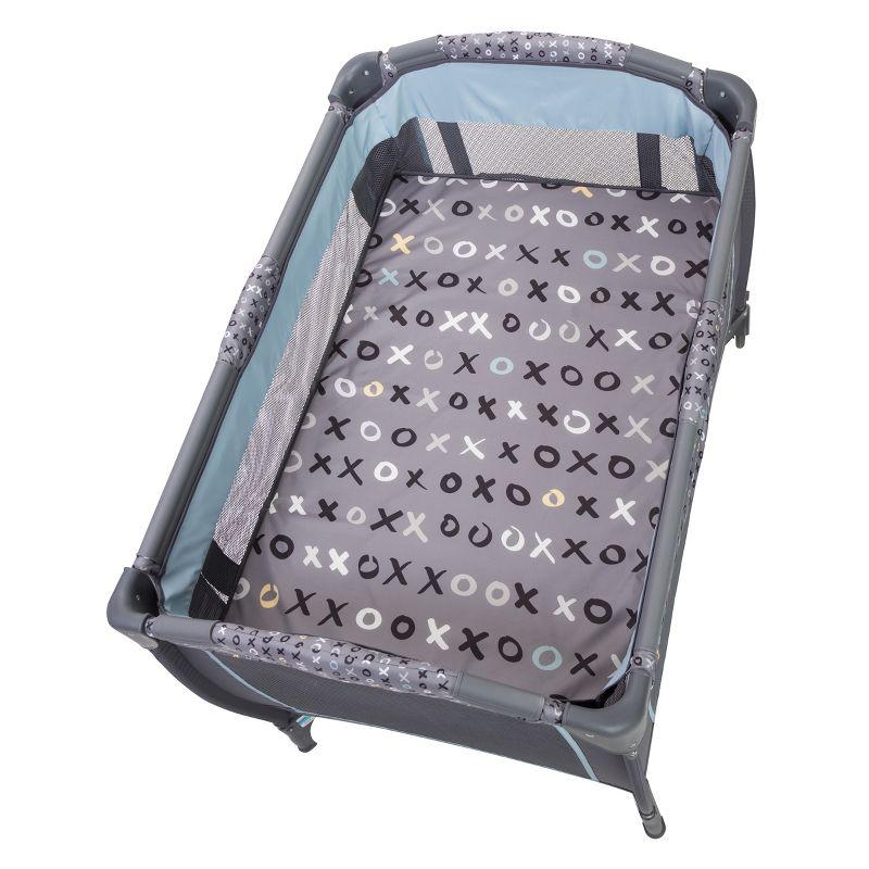 Baby Trend Lil Snooze Bassinet with Mattress and Stand
