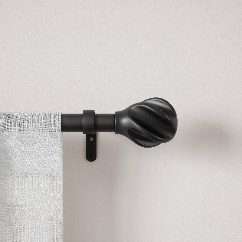 Steel Adjustable Overall Width Single Curtain Rod