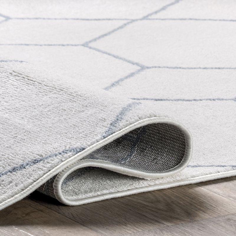 Nuloom Veronica Geometric 5x8 Indoor Area Rug for Living Room Bedroom Dining Room Kitchen, Blue/Ivory