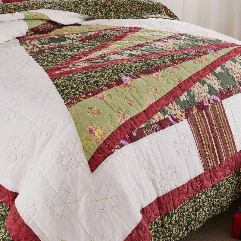 Christmas Tree Holiday Reversible Quilt Set