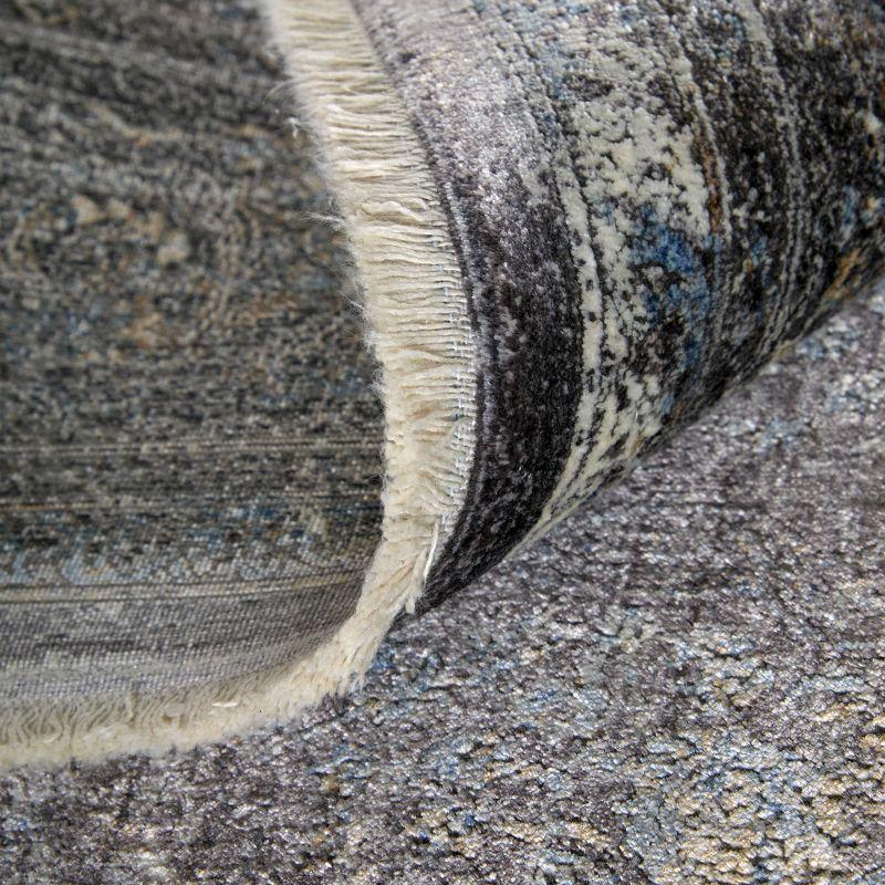 Sarrant Transitional Medallion Gray/Silver/Ivory Area Rug