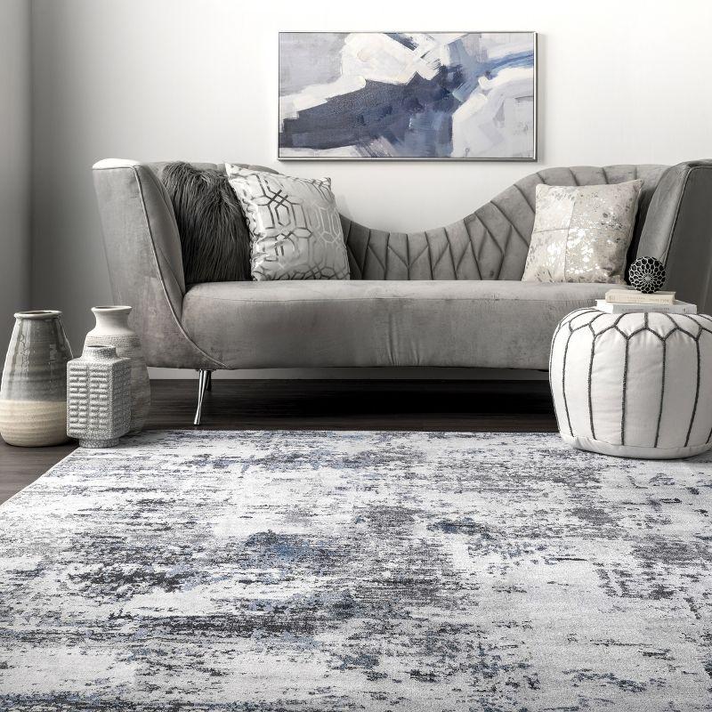 Sleek Abstract Gray Synthetic 3'x5' Easy-Care Area Rug