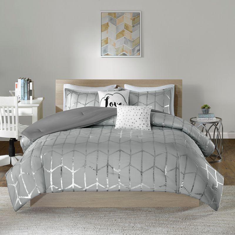 Intelligent Design Raina Metallic Printed Comforter Set