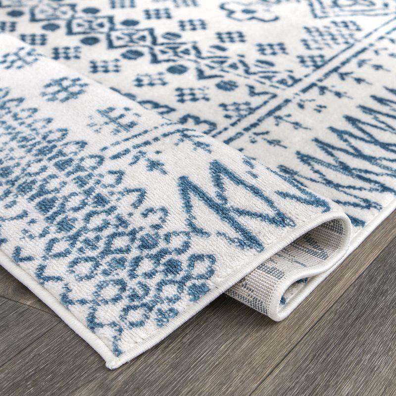 Nuloom Frances Moroccan 3x5 Accent Indoor Area Rug for Living Room Bedroom Dining Room Entryway, Blue