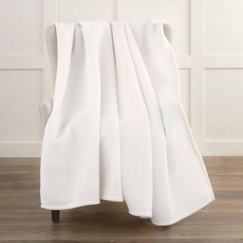 Luxurious King-Sized Ivory Fleece Reversible Blanket