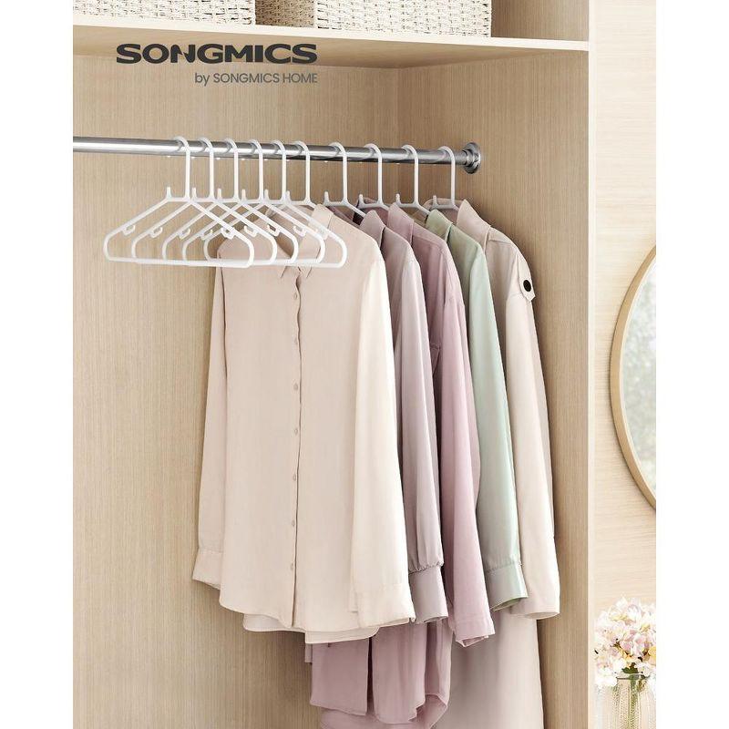 SONGMICS 50 Pack Plastic Hangers Space-Saving Clothes Hangers White