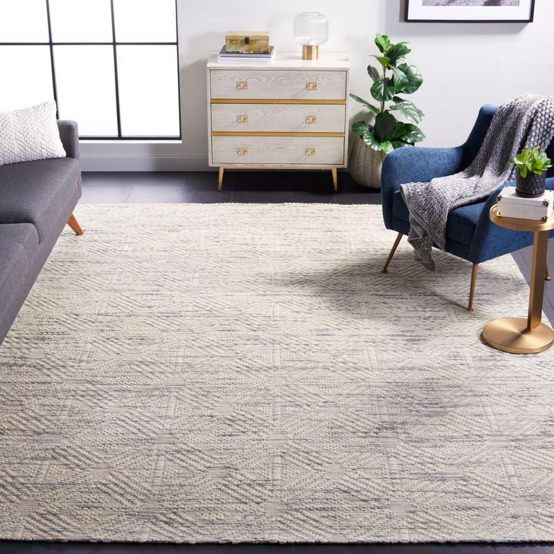 Elegant Geometric Gray Wool 8' x 10' Handwoven Area Rug