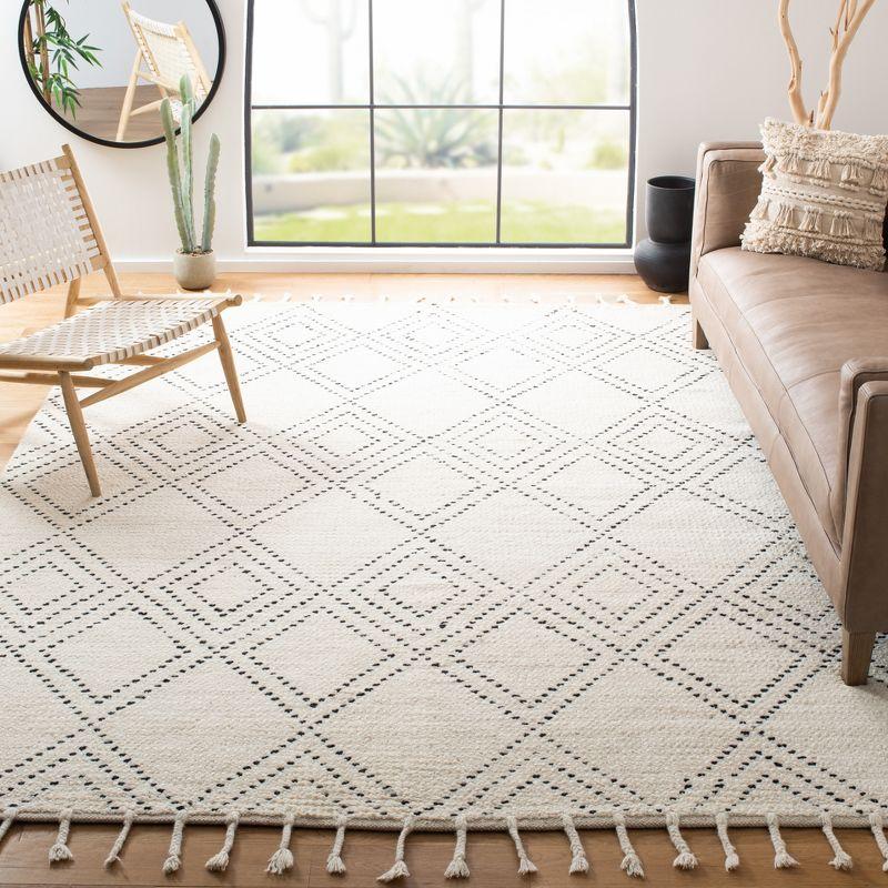 Casablanca CSB676 Hand Loomed Area Rug  - Safavieh