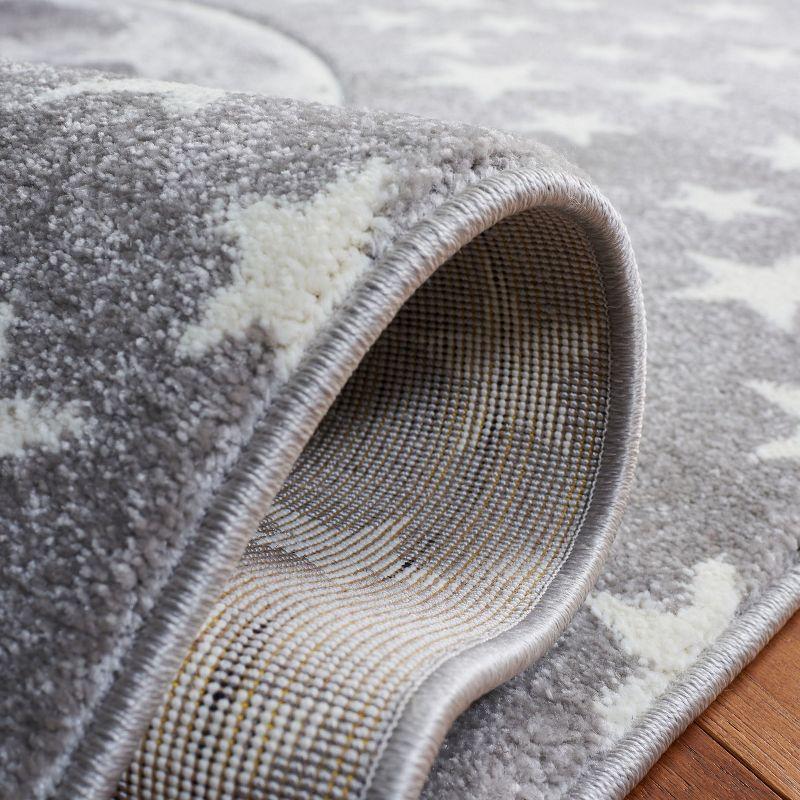 Carousel Kids CRK135 Power Loomed Area Rug - Light Grey/White - 3'3"x5'3" - Safavieh.