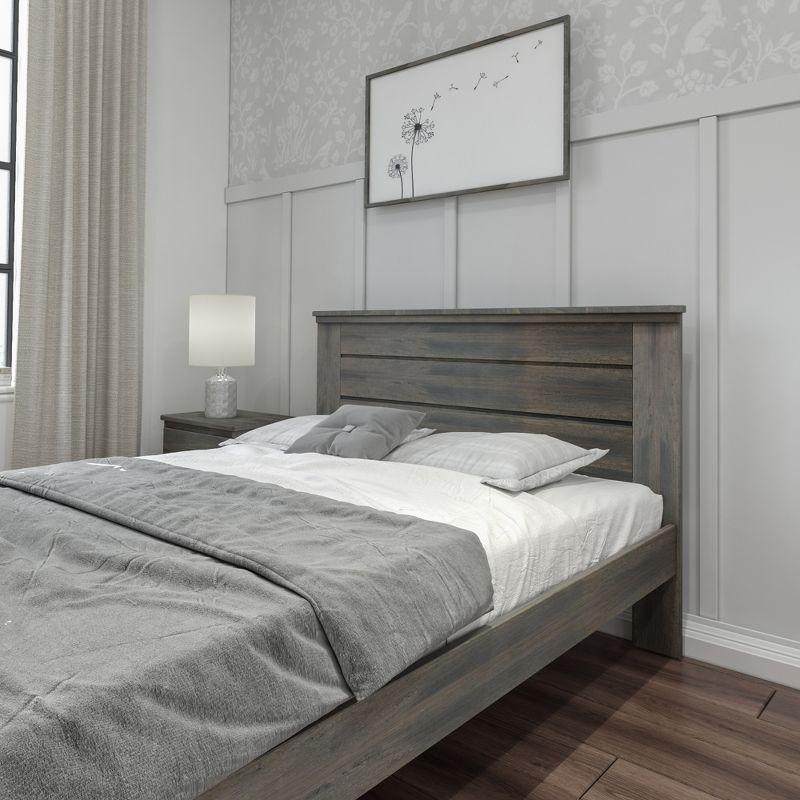 Max & Lily Farmhouse Queen Panel Bed, Driftwood