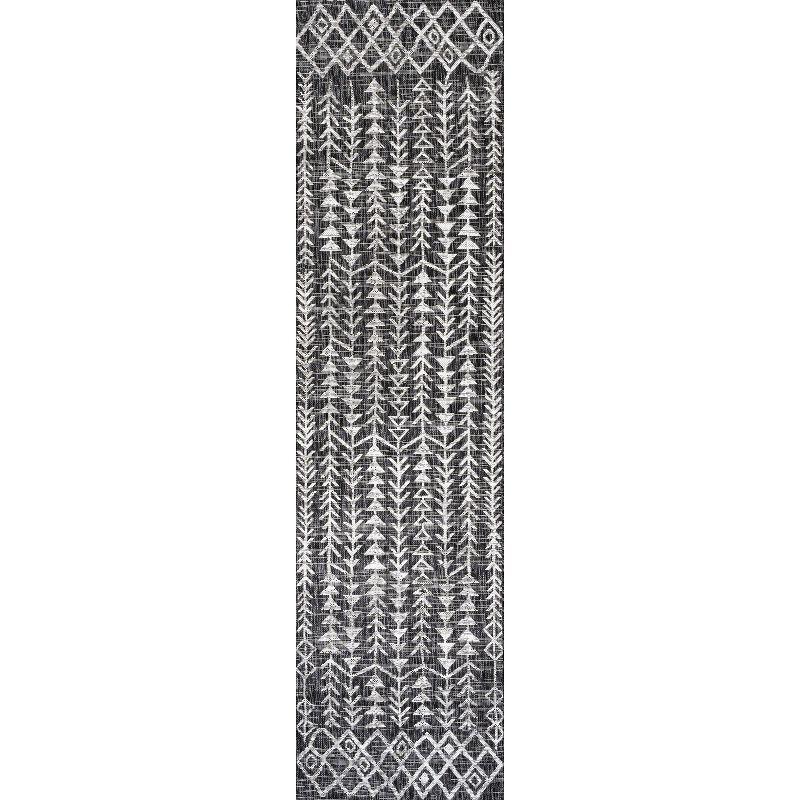 Tokay Bohemian Inspired Geometric Indoor/Outdoor Area Rug - JONATHAN Y