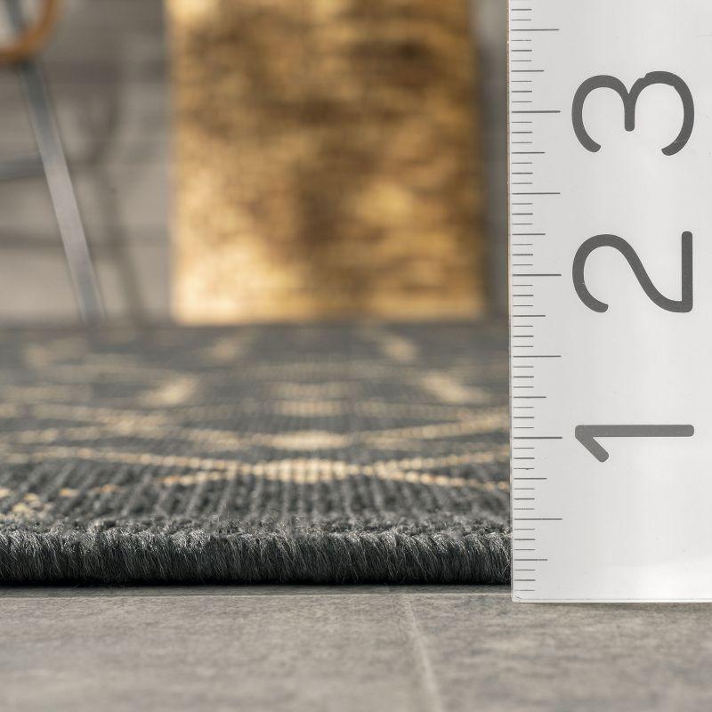 Nuloom Grayson Moroccan Trellis Indoor and Outdoor Area Rug, Gray, 6'7"x9'