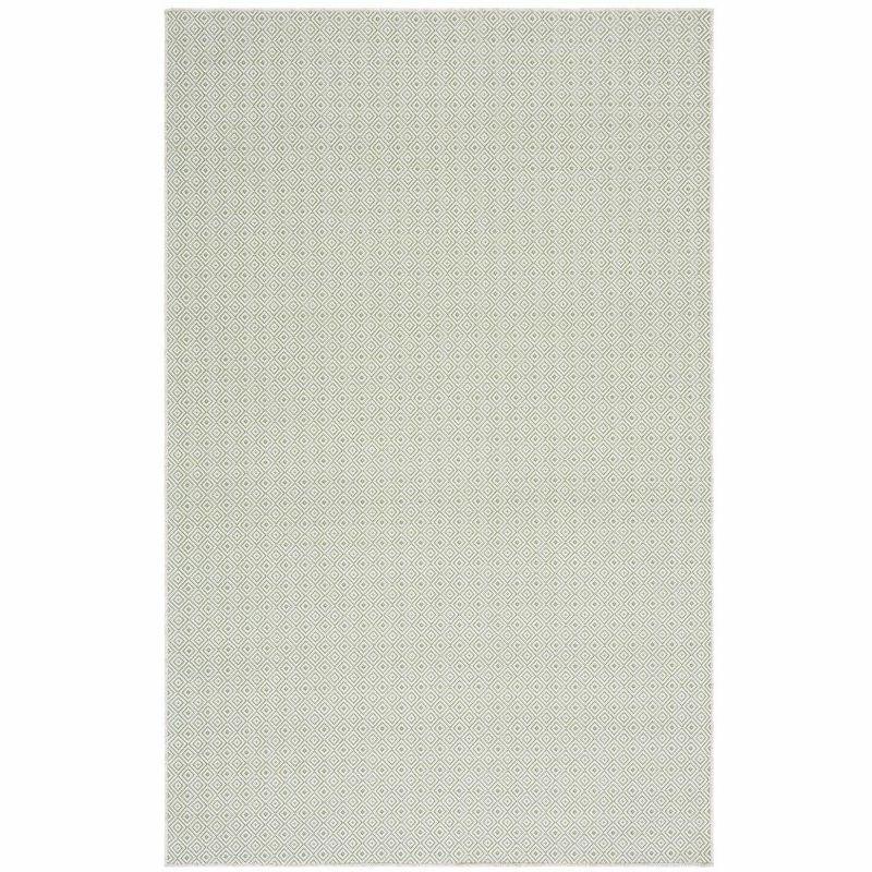 Green Geometric 4' x 6' Indoor/Outdoor Area Rug