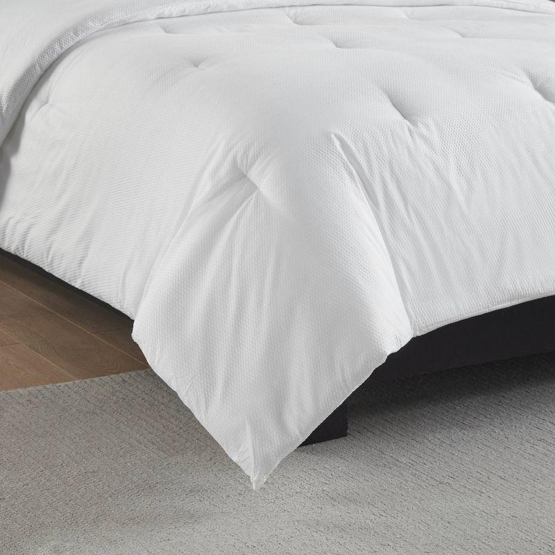 White Full Microfiber Down Alternative Bedspread