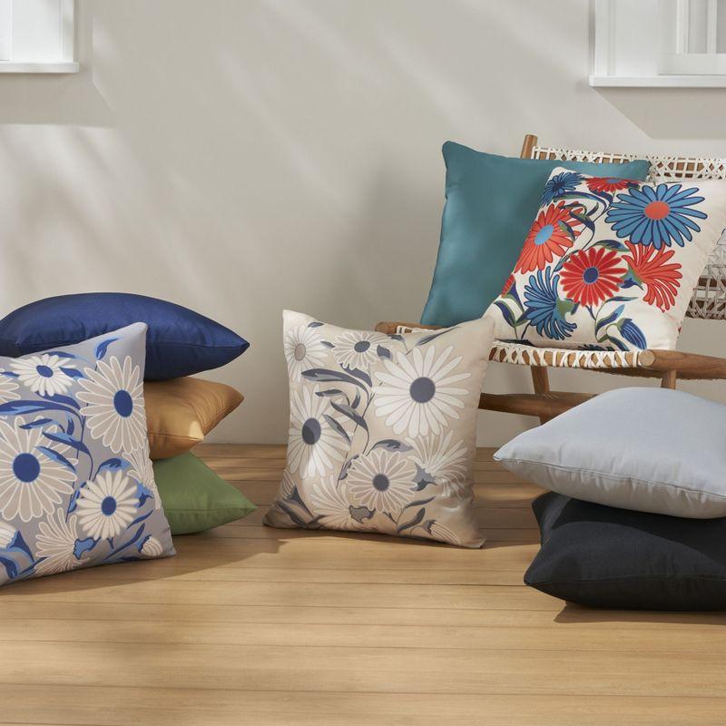 Mina Victory Aloha Solid Reversible 20" x 20" Indoor Outdoor Throw Pillow Grey