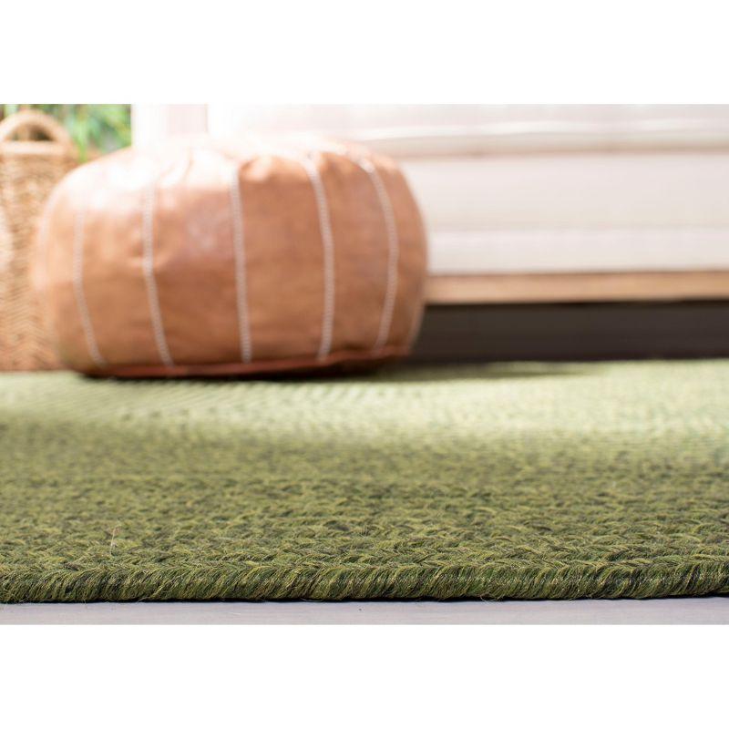 Handwoven Green Braided 4' x 4' Square Synthetic Area Rug
