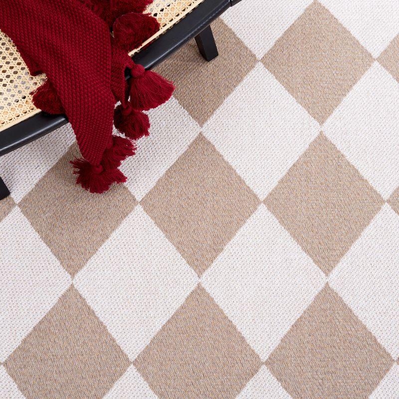 Augustine AGT722 Power Loomed Area Rug - Ivory/Beige - 6'4"x6'4"Square - Safavieh.