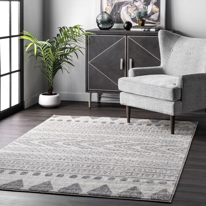 Nuloom Shaina Indoor Area Rug