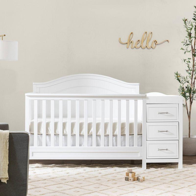 daVinci Charlie 4-in-1 Convertible Crib and Changer with Storage