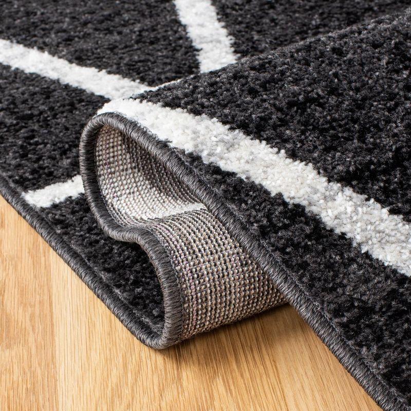 Adirondack ADR262 Machine Made Indoor Area Rug - Black/Ivory - 5'-1"x7'-6" - Safavieh